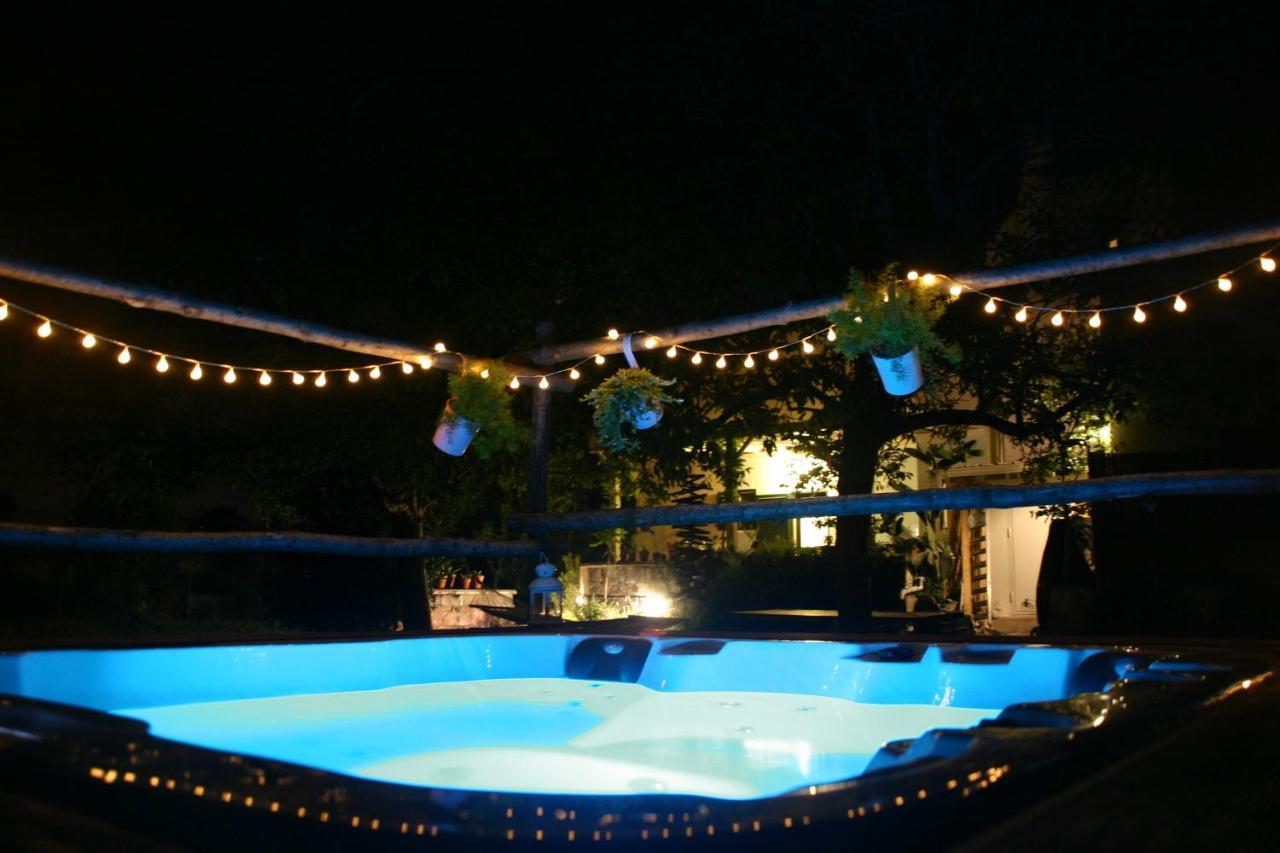 I Fichi Bianchi Bed & Breakfast Cutrofiano Luaran gambar